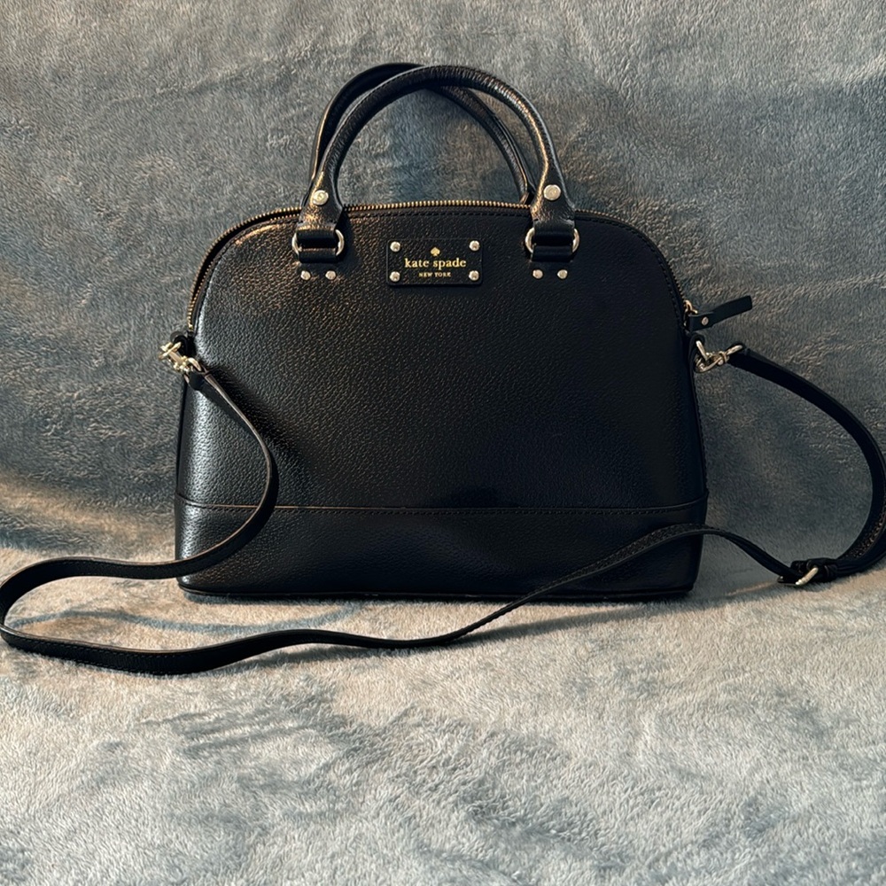 Black Kate Spade purse size Medium